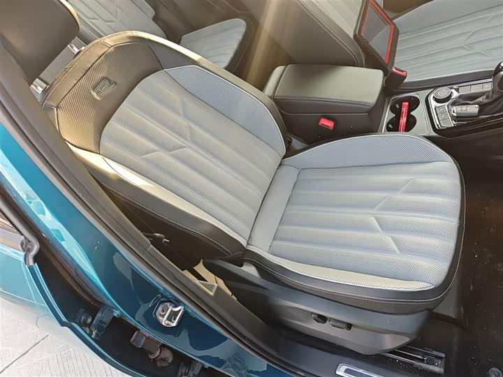 Фото 25 - Volkswagen Tayron