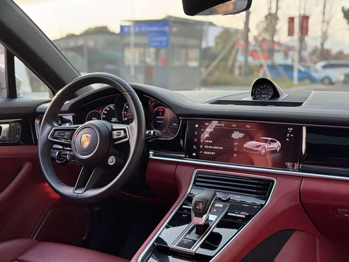 Фото 8 - Porsche Panamera