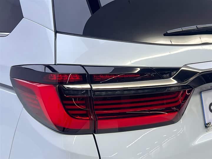 Фото 11 - Honda Elysion