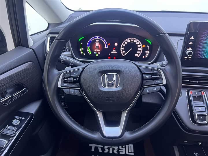 Фото 25 - Honda Elysion