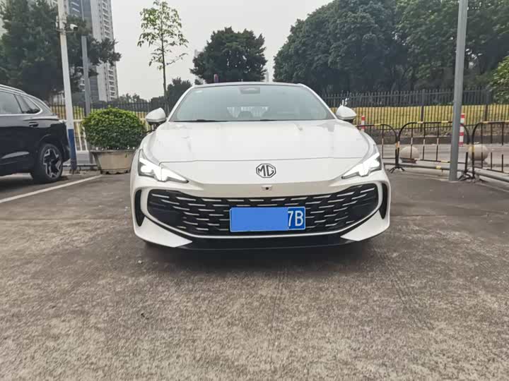 Фото 2 - MG Motor 7