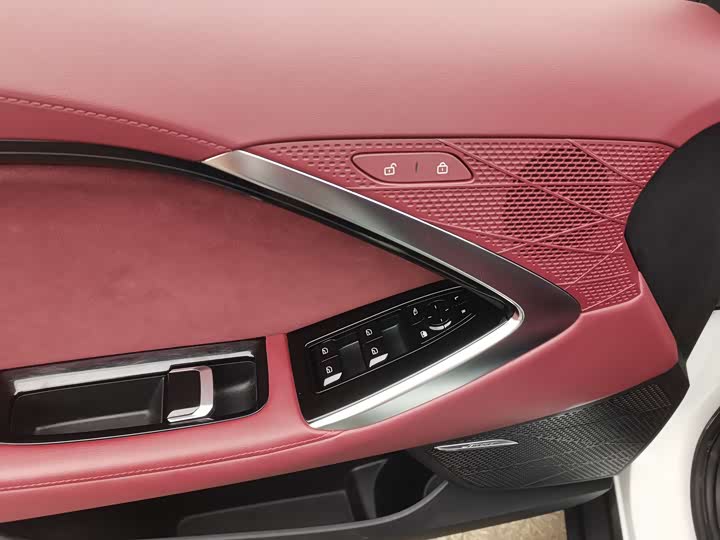 Фото 21 - MG Motor 7