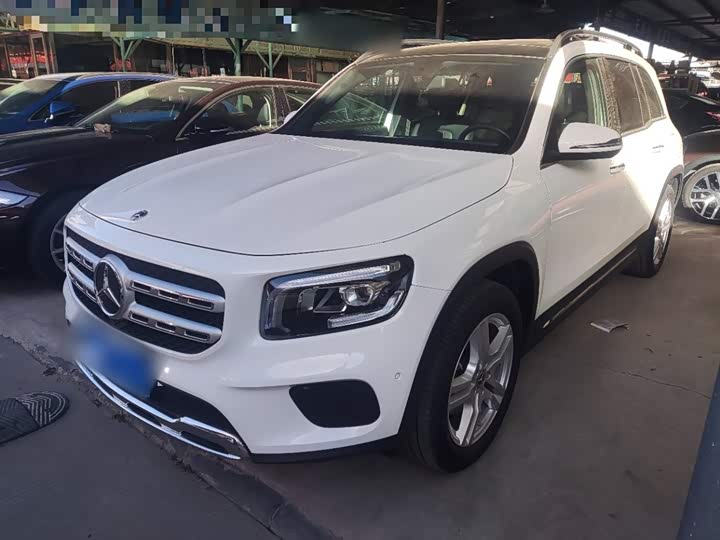 Фото 2 - Mercedes-Benz GLB-Class