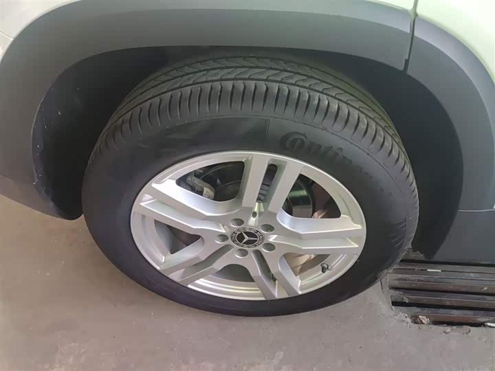 Фото 26 - Mercedes-Benz GLB-Class