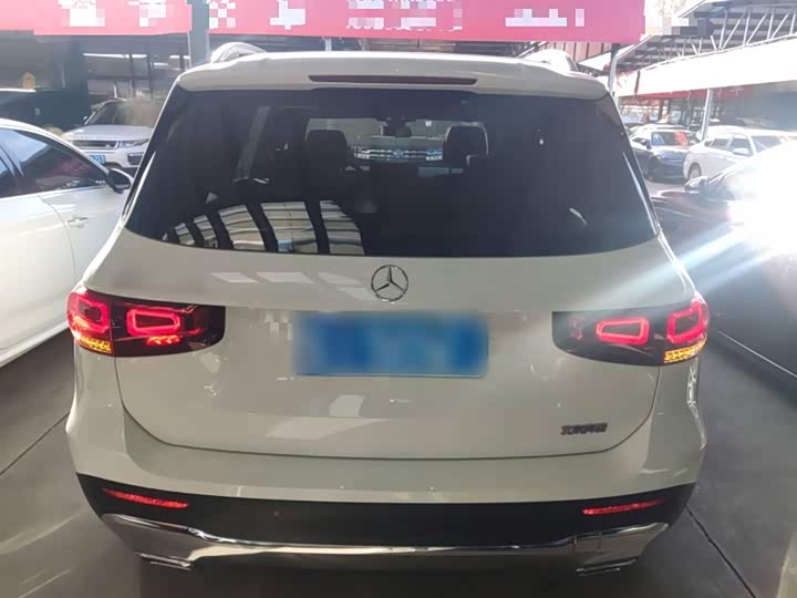 Фото 6 - Mercedes-Benz GLB-Class
