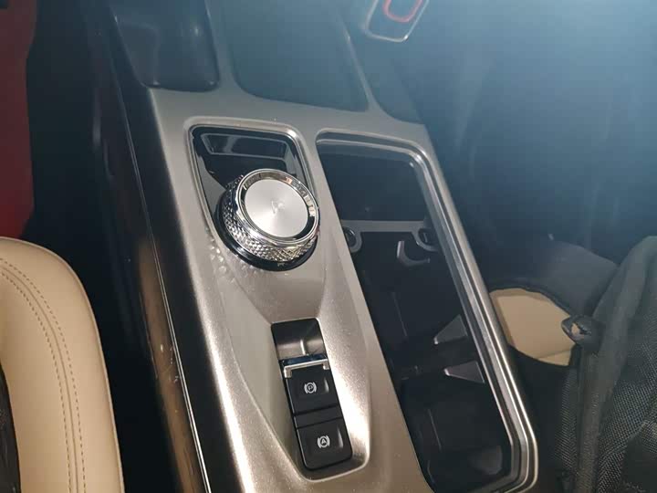 Фото 14 - Haval Dargo