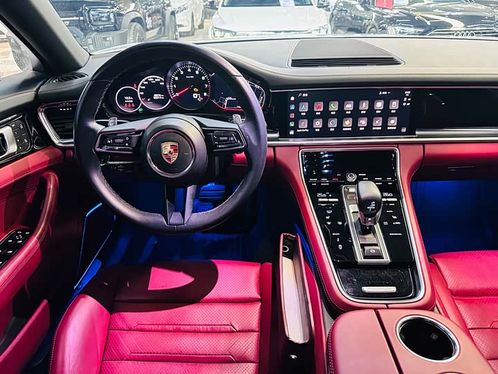 Фото 12 - Porsche Panamera