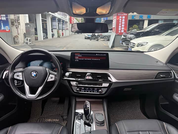 Фото 18 - BMW 6 Series GT