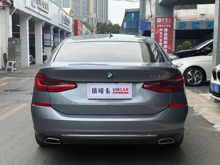 Фото 5 - BMW 6 Series GT