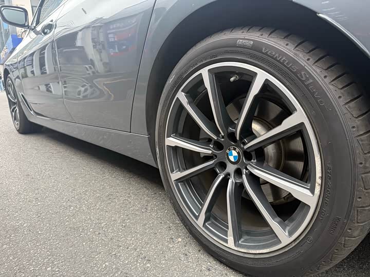 Фото 6 - BMW 6 Series GT