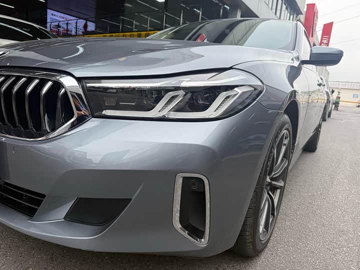 Фото 8 - BMW 6 Series GT