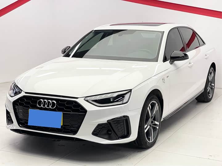 Фото 1 - Audi A4L