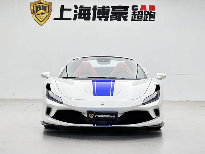 Фото 6 - Ferrari F8