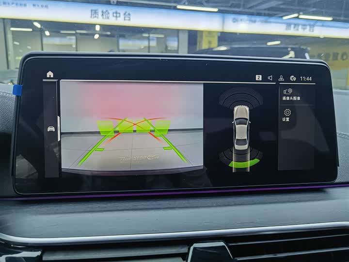 Фото 18 - BMW 5 Series Hybrid