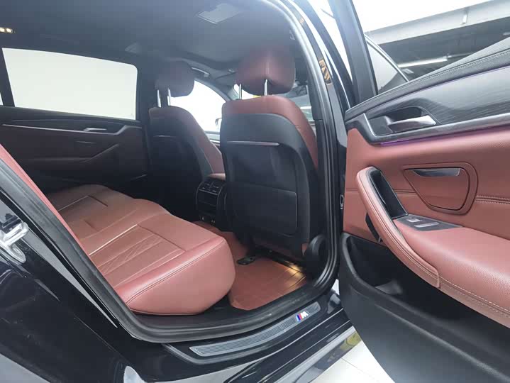 Фото 19 - BMW 5 Series Hybrid