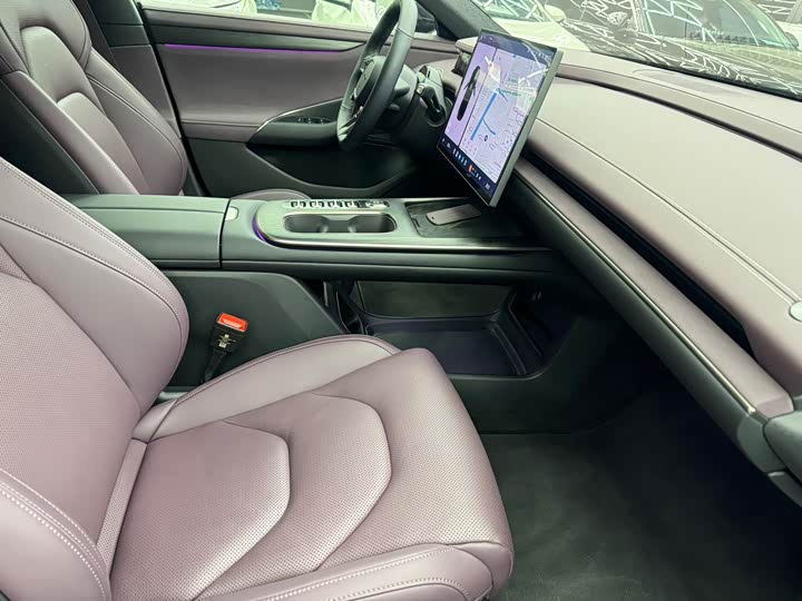 Фото 4 - Xiaomi SU7