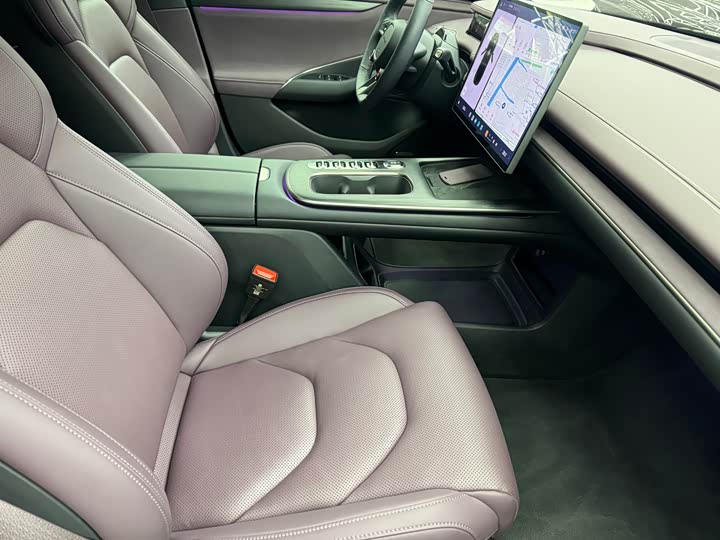 Фото 5 - Xiaomi SU7