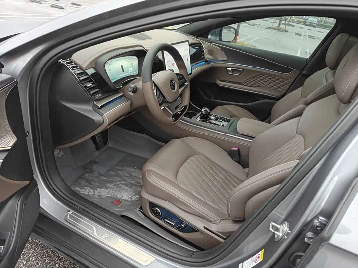 Фото 4 - BYD Han