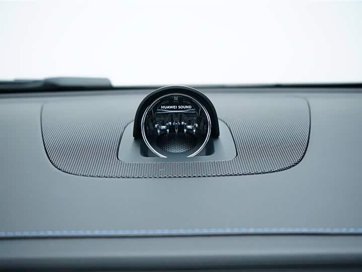 Фото 25 - Luxeed S7