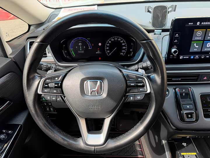 Фото 15 - Honda Elysion