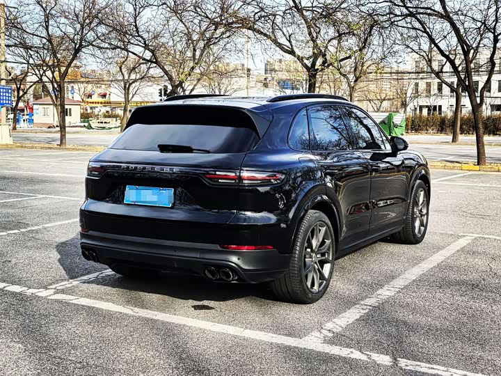 Фото 20 - Porsche Cayenne