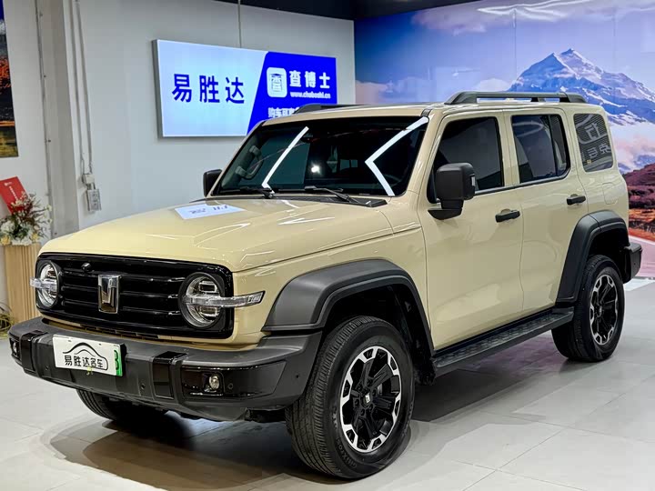 Фото 1 - Tank 300 Hybrid