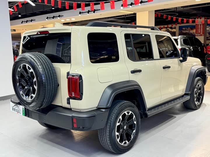 Фото 6 - Tank 300 Hybrid