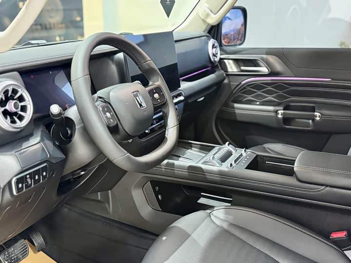 Фото 8 - Tank 300 Hybrid