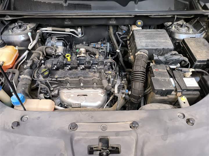 Фото 11 - Changan CS75 Plus