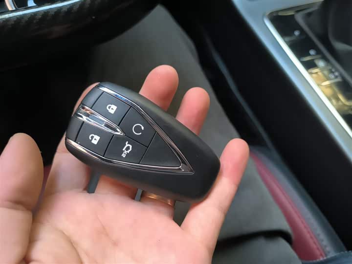 Фото 12 - Changan CS75 Plus