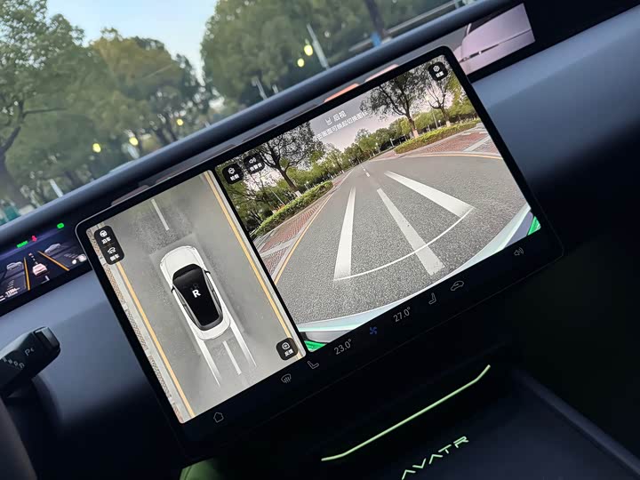 Фото 8 - Avatr 06