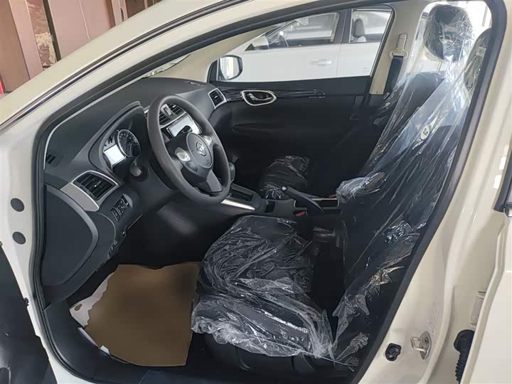 Фото 14 - Nissan Sylphy