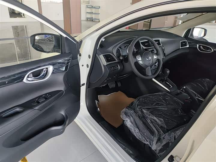 Фото 15 - Nissan Sylphy