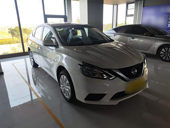 Фото 4 - Nissan Sylphy