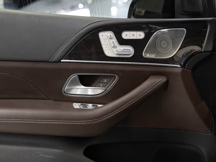 Фото 9 - Mercedes-Benz GLS-Class