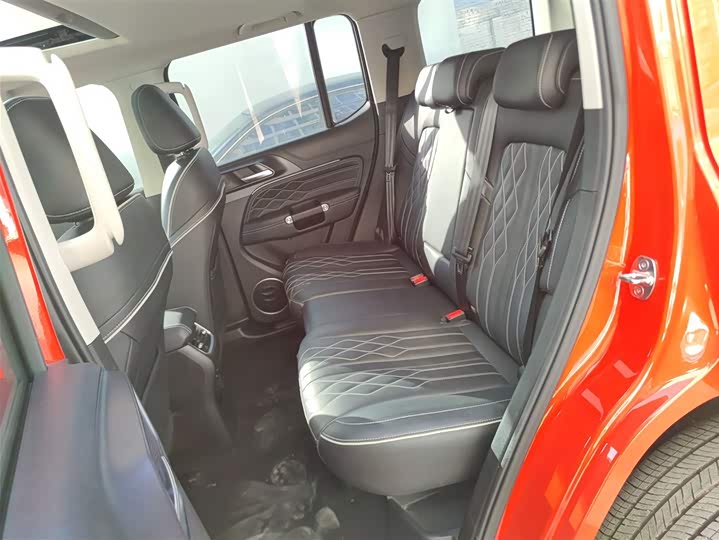 Фото 17 - Tank 300