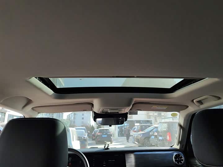 Фото 18 - Tank 300