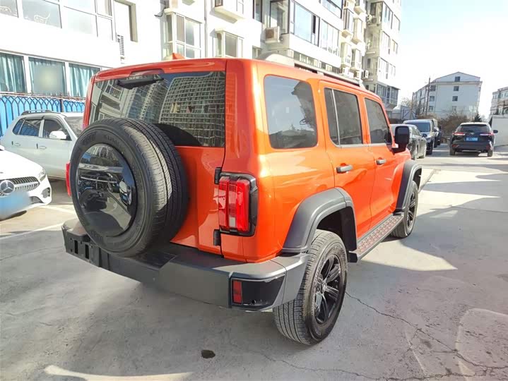 Фото 7 - Tank 300