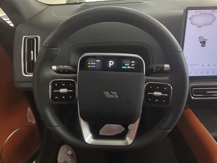 Фото 11 - LiXiang L8