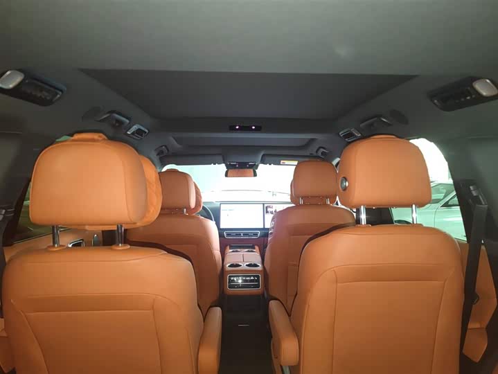 Фото 18 - LiXiang L8