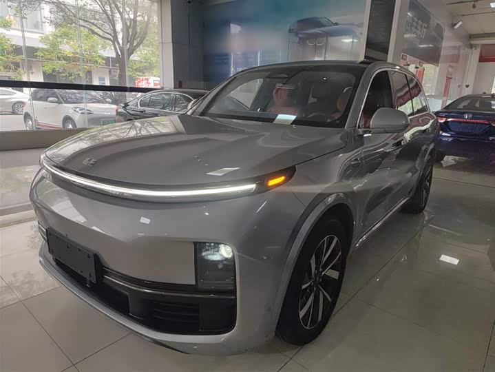 Фото 2 - LiXiang L8