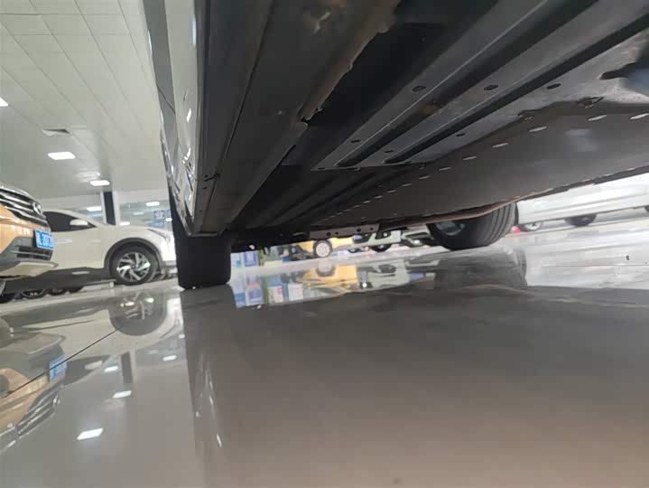 Фото 22 - LiXiang L8