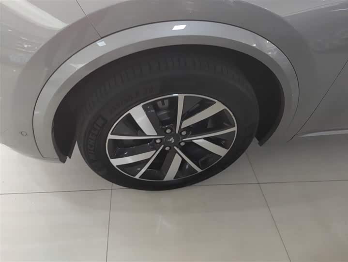 Фото 23 - LiXiang L8