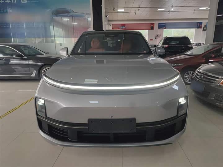 Фото 3 - LiXiang L8