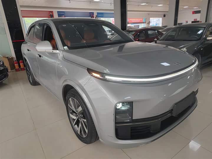 Фото 4 - LiXiang L8