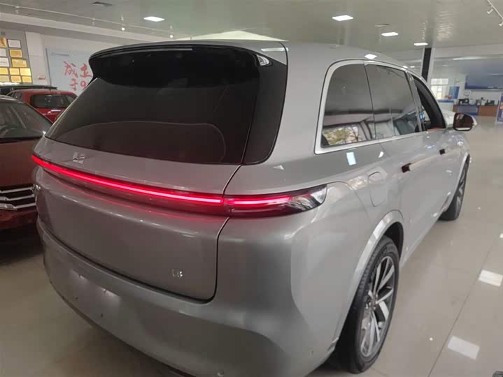 Фото 7 - LiXiang L8