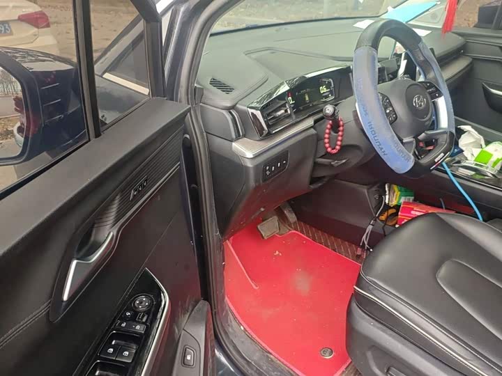 Фото 14 - Hyundai Custo