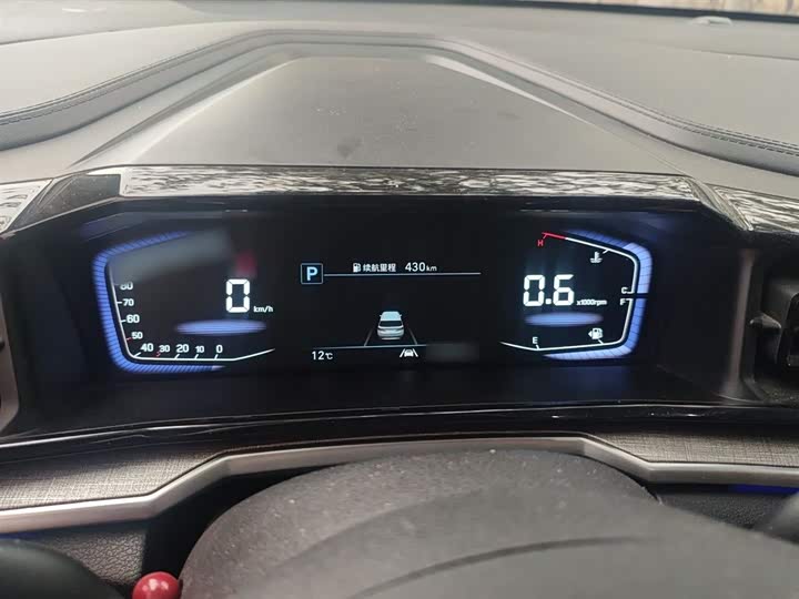 Фото 4 - Hyundai Custo