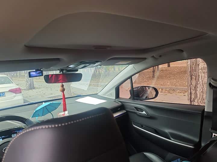 Фото 9 - Hyundai Custo