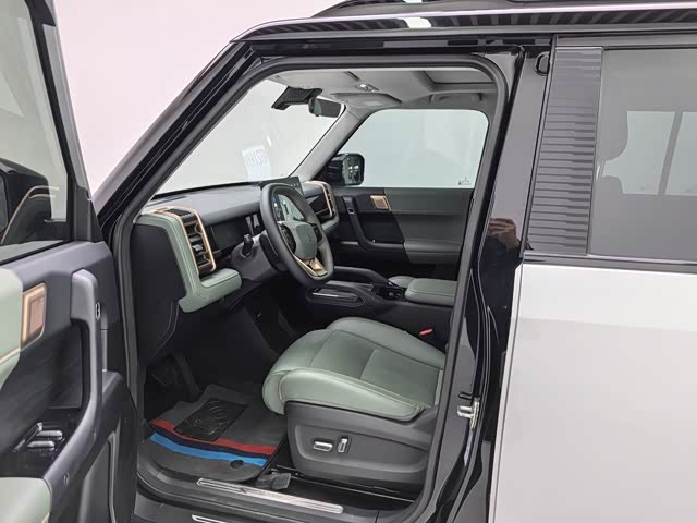 Фото 5 - Chery iCar 03